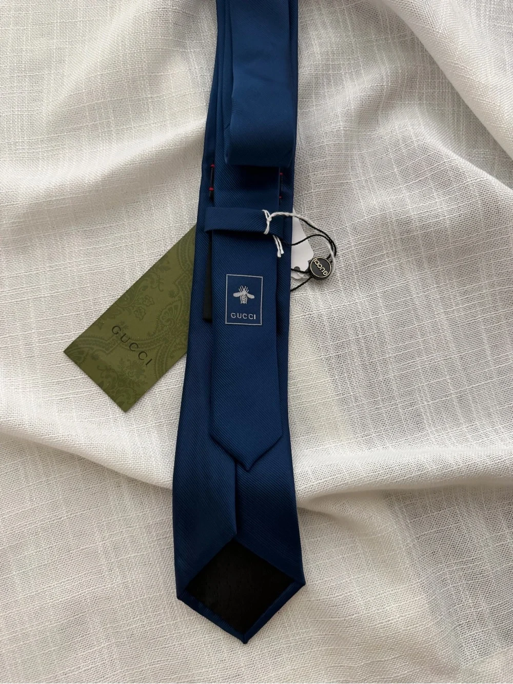 Authentic Gucci Blue Silk Bee Embroidered Tie Made in Italy
